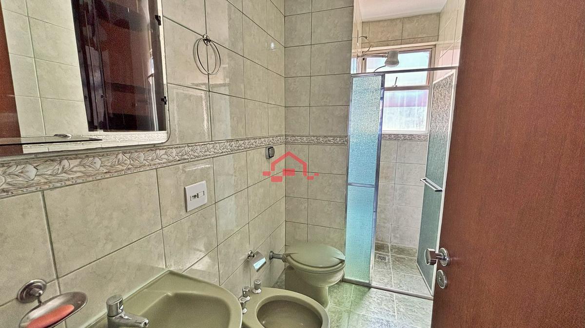 Apartamento, Carlos Prates, 2 Quartos, 1 Vaga