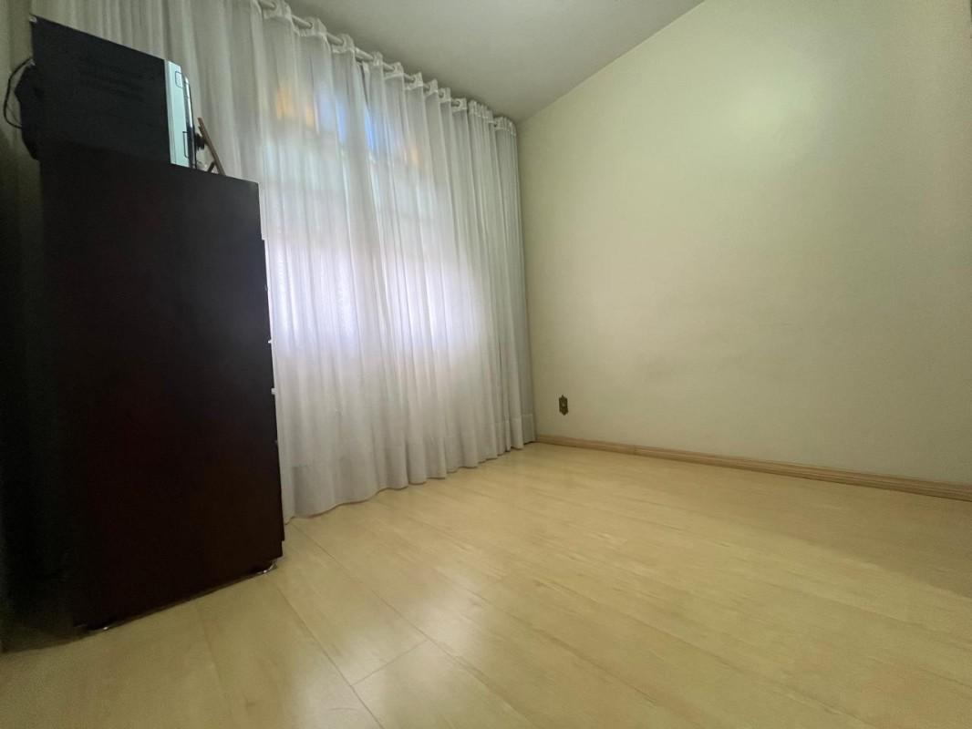 Casa, Alípio de Melo, 3 Quartos, 4 Vagas, 1 Suíte