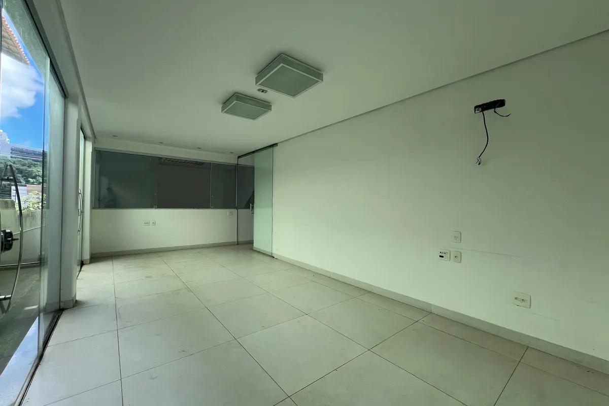 Casa, Santa Lúcia, 7 Quartos, 8 Vagas, 3 Suítes