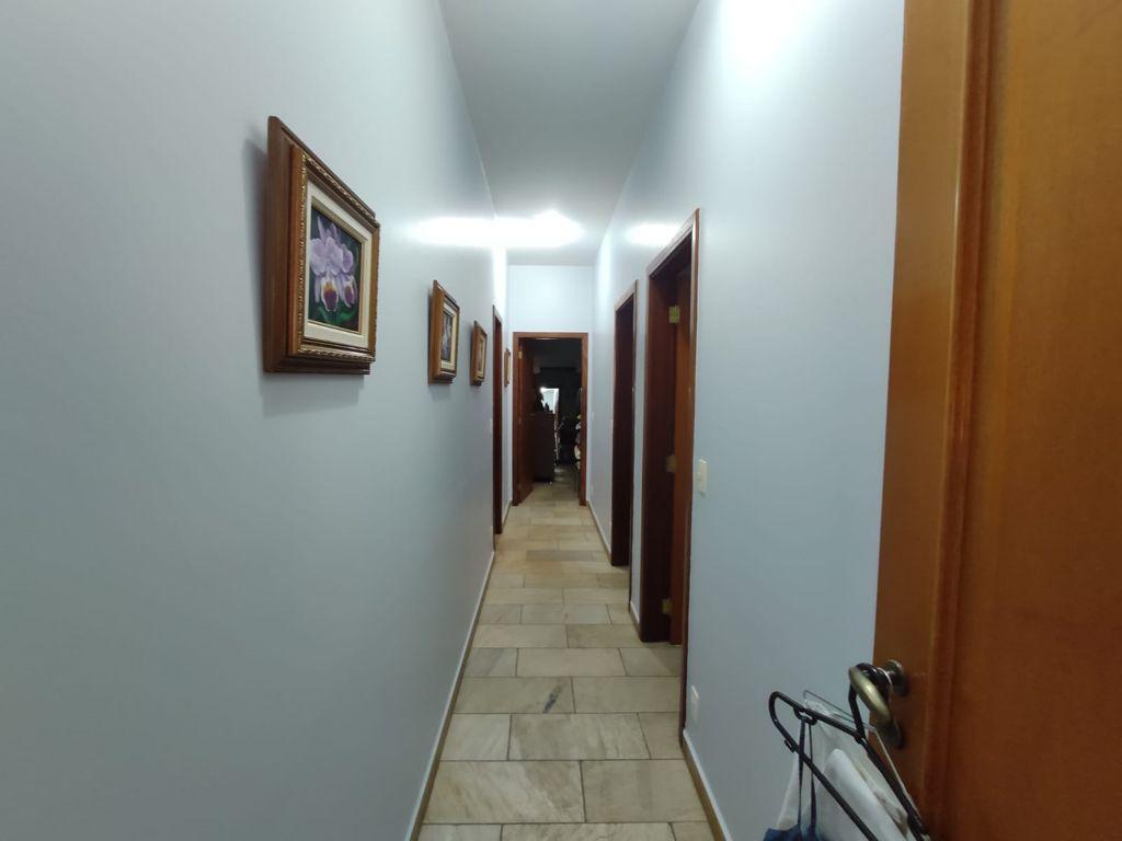 Casa, Rezende, 3 Quartos, 20 Vagas, 1 Suíte