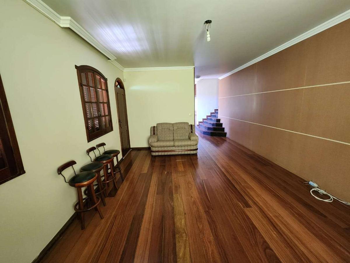 Casa, Santa Lúcia, 5 Quartos, 5 Vagas, 2 Suítes