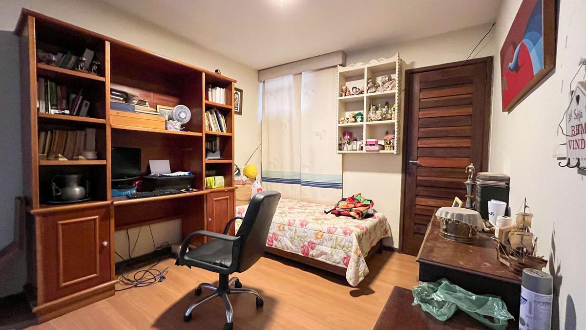 Casa, Serra, 7 Quartos, 8 Vagas, 2 Suítes