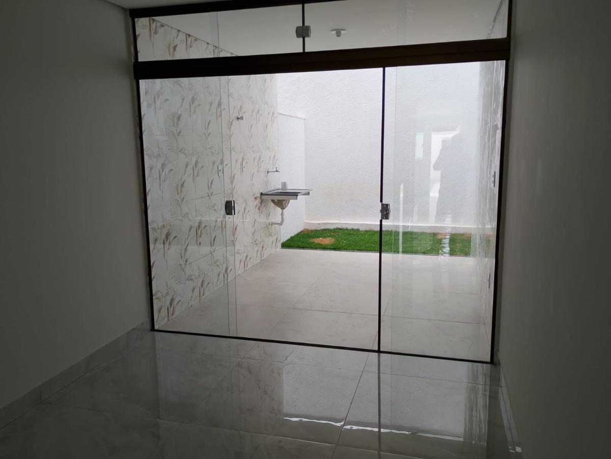 Casa, Candelária, 2 Quartos, 2 Vagas, 1 Suíte