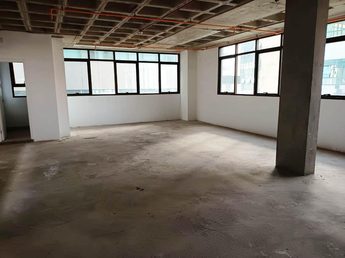 Sala, Savassi, 0 Quarto, 8 Vagas