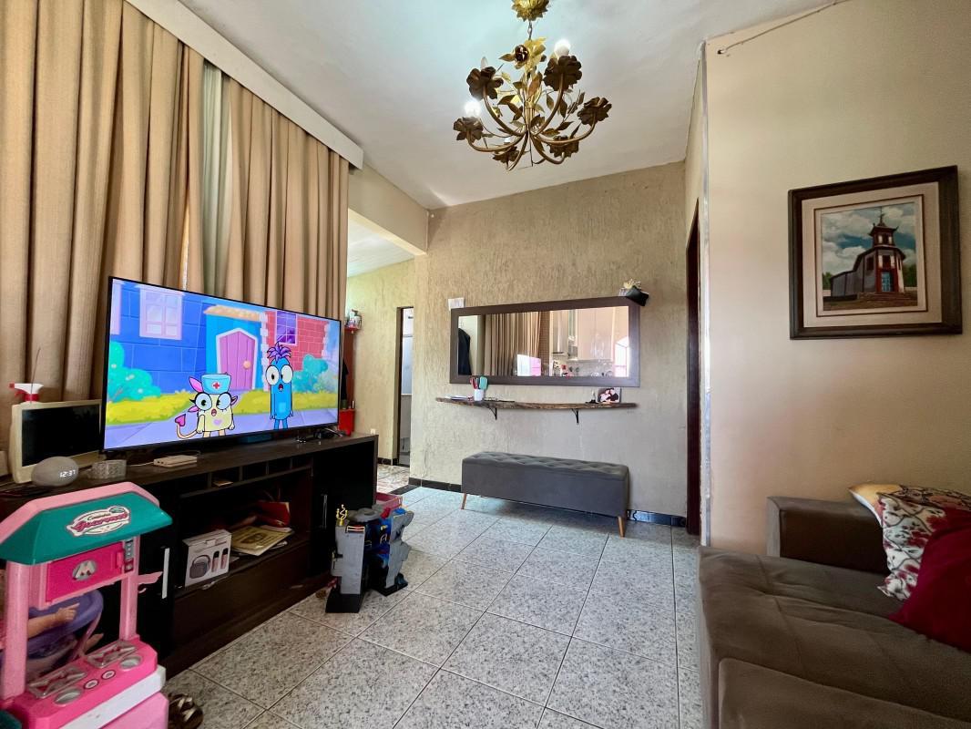 Casa, Glória, 6 Quartos, 4 Vagas, 2 Suítes