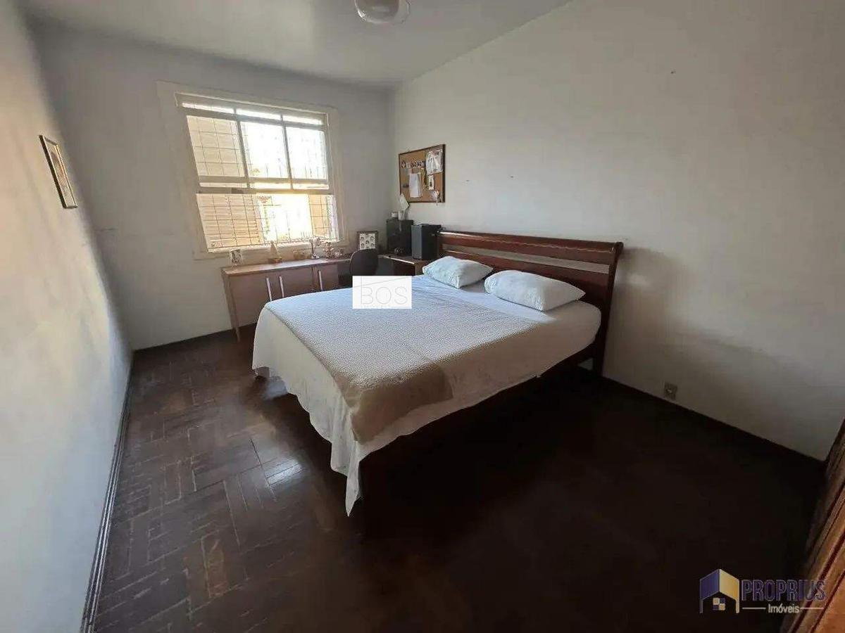 Casa, Cidade Jardim, 5 Quartos, 2 Vagas, 1 Suíte