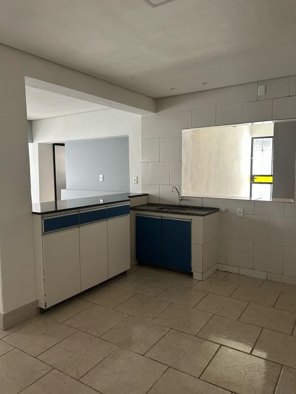 Casa, Centro, 2 Quartos, 0 Vaga