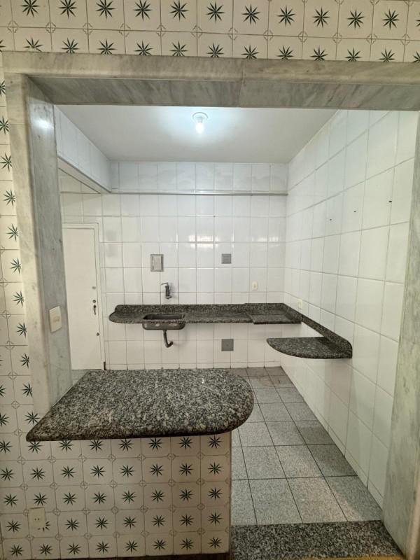 Apartamento, Centro, 2 Quartos, 0 Vaga, 1 Suíte