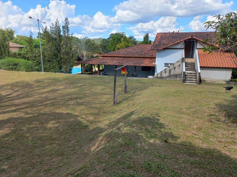 Fazenda, Condomínio Nossa Fazenda, 3 Quartos, 0 Vaga, 3 Suítes