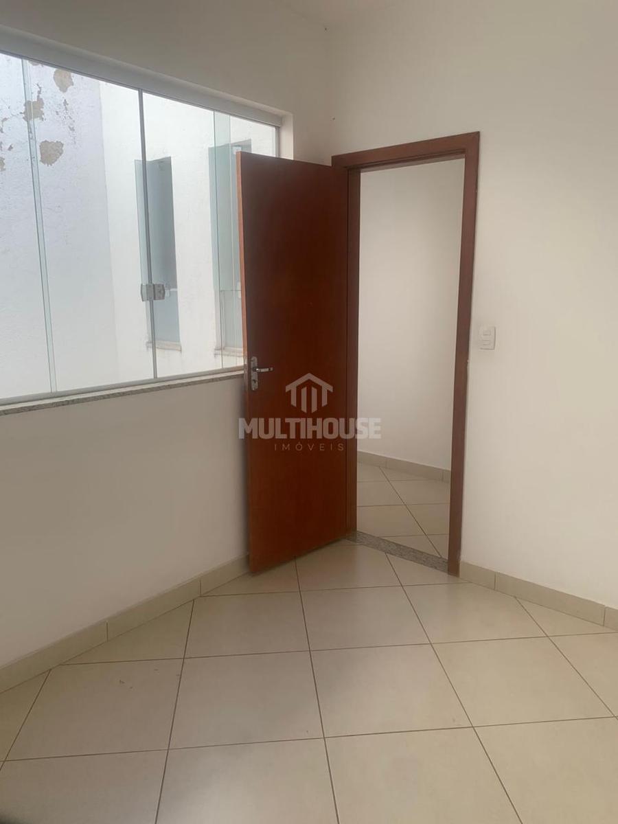 Casa, Xangri-lá, 3 Quartos, 4 Vagas, 1 Suíte