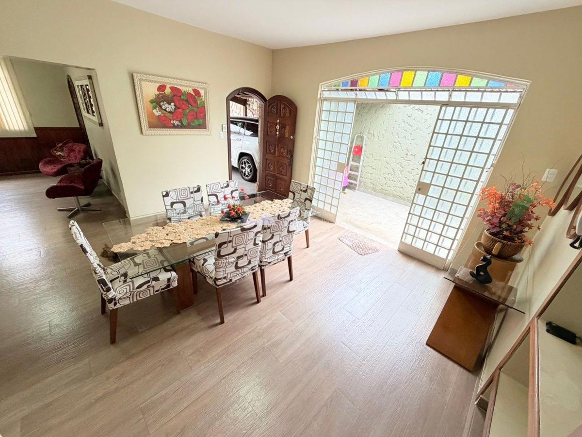 Casa, São João Batista (venda Nova), 7 Quartos, 3 Vagas, 4 Suítes