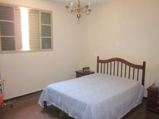 Casa, Itapoã, 3 Quartos, 4 Vagas, 1 Suíte