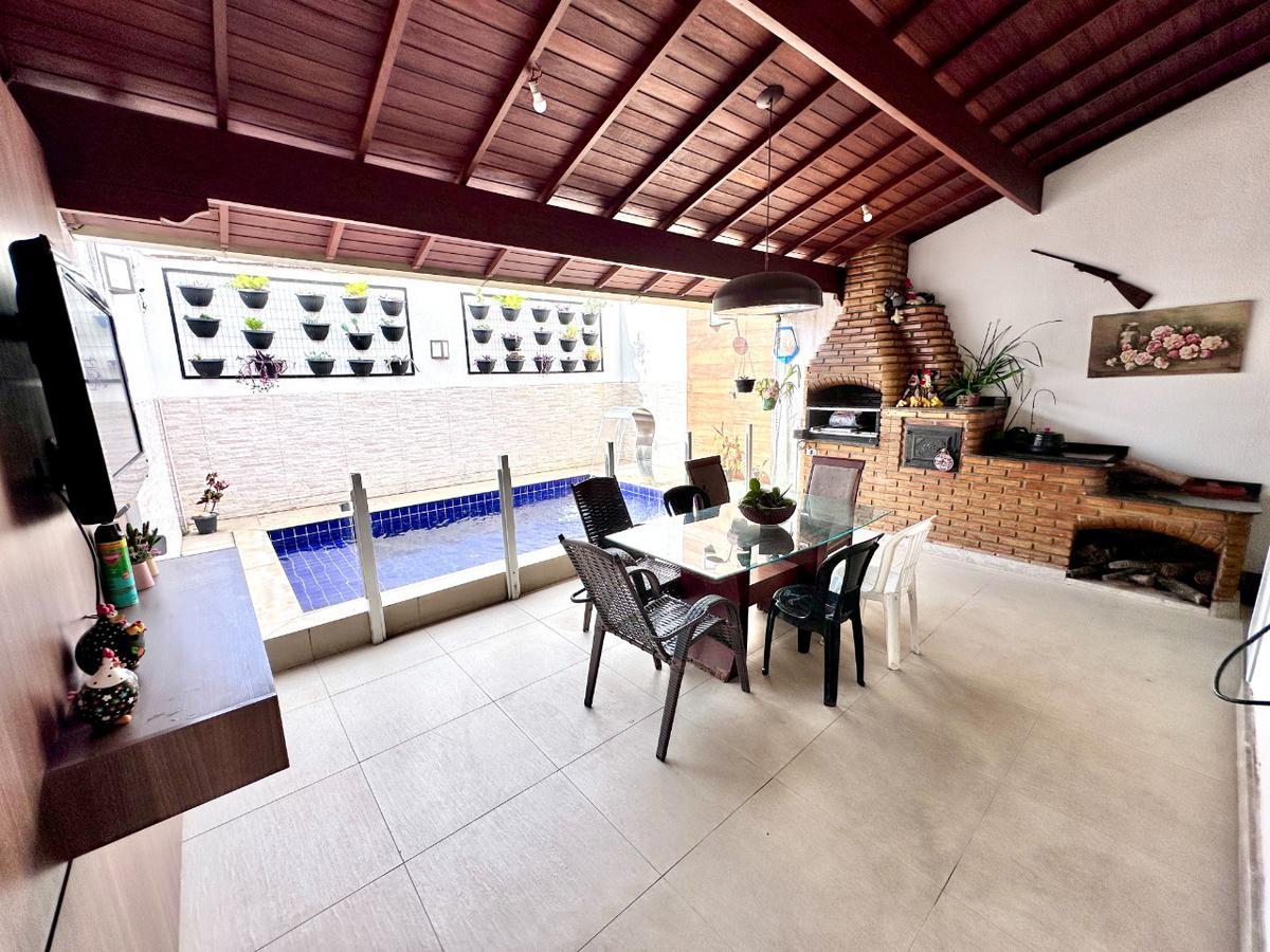 Casa, Santa Amélia, 4 Quartos, 3 Vagas, 1 Suíte