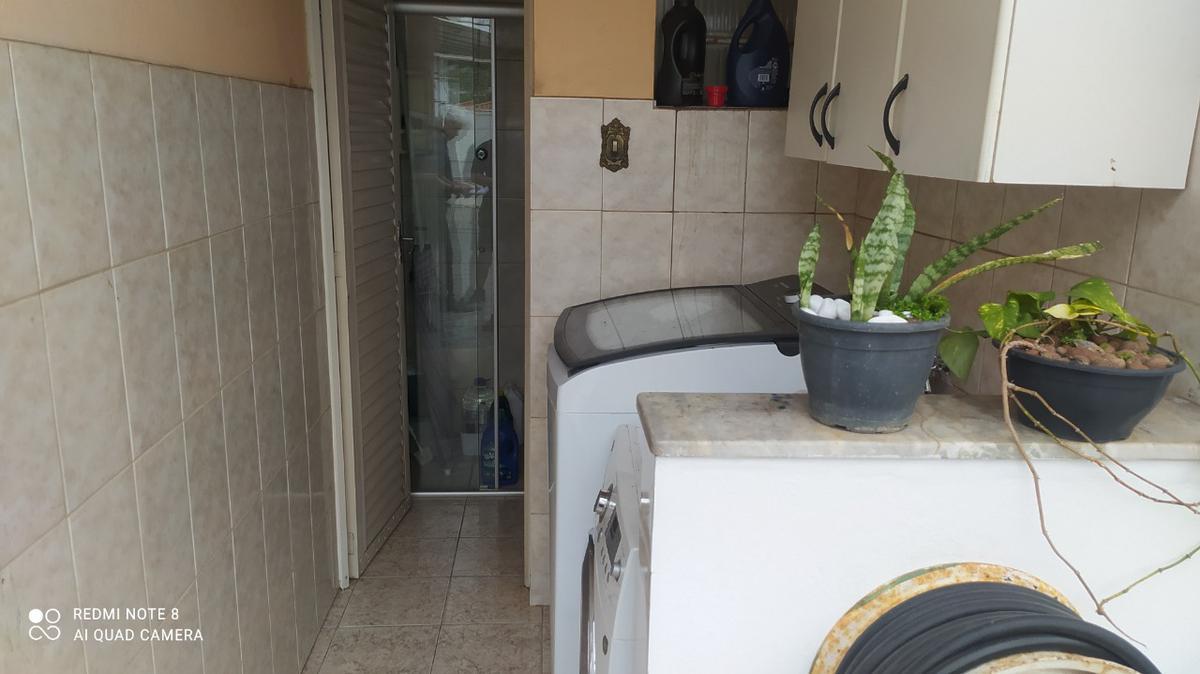 Casa, Vila Clóris, 3 Quartos, 8 Vagas, 1 Suíte
