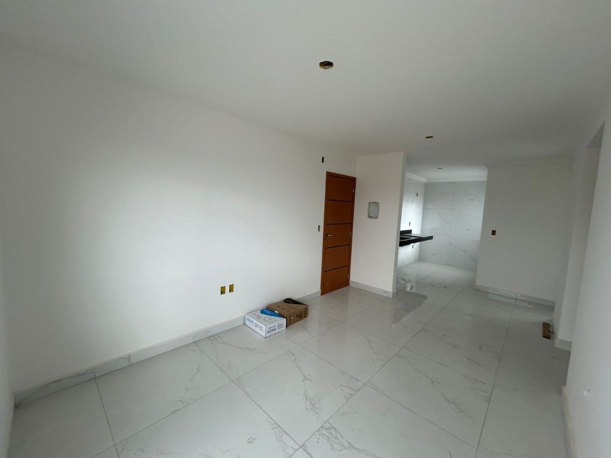 Apartamento, Santa Cruz Industrial, 3 Quartos, 2 Vagas, 1 Suíte