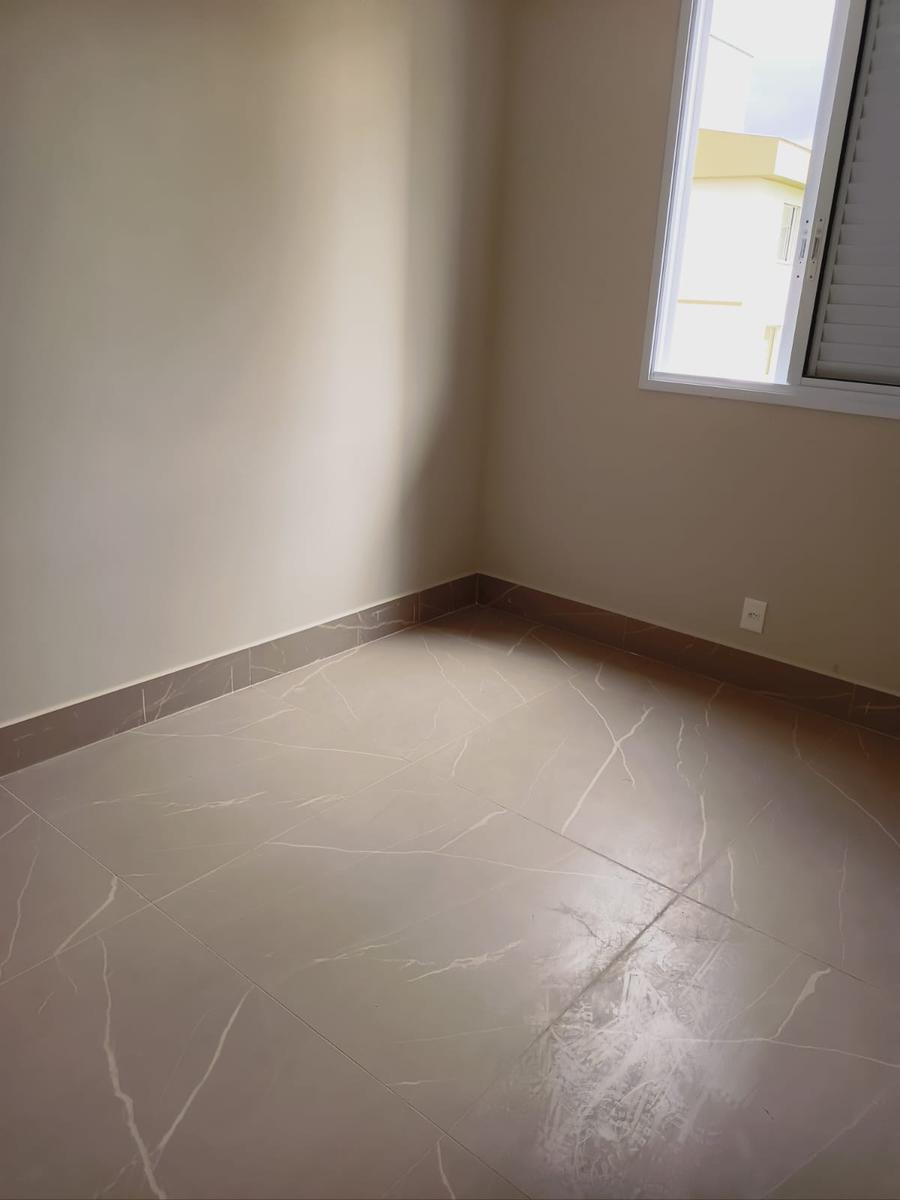 Cobertura, Fonte Grande, 3 Quartos, 2 Vagas, 1 Suíte