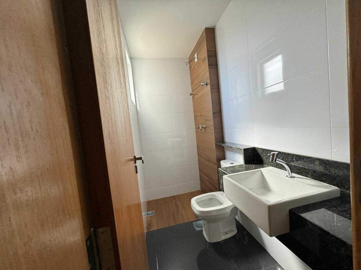 Apartamento, Vila Paris, 2 Quartos, 3 Vagas, 2 Suítes