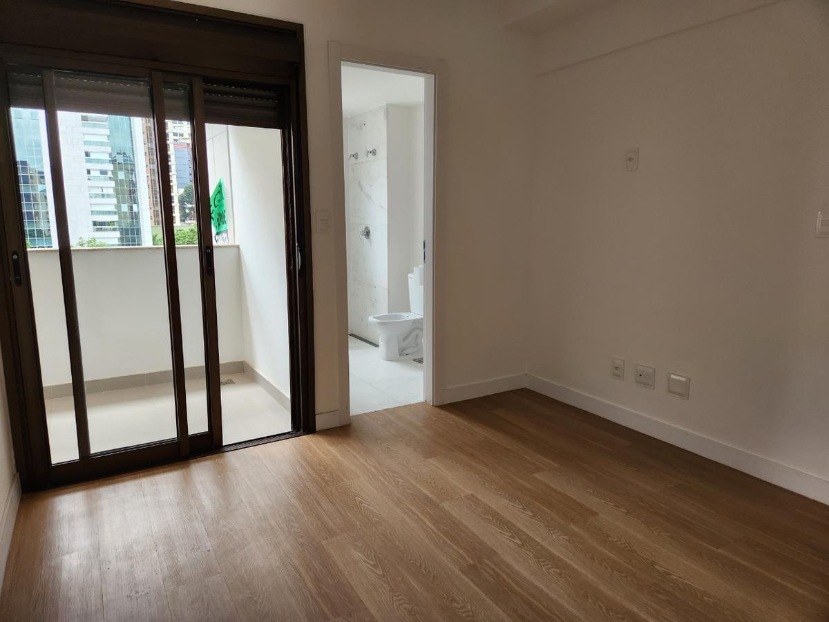 Apartamento, Funcionários, 4 Quartos, 4 Vagas, 2 Suítes