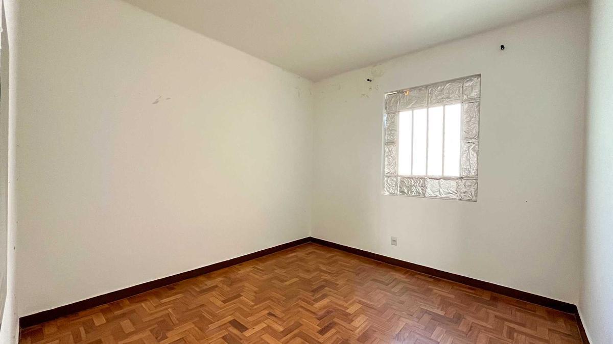 Apartamento, Floresta, 3 Quartos, 0 Vaga, 1 Suíte