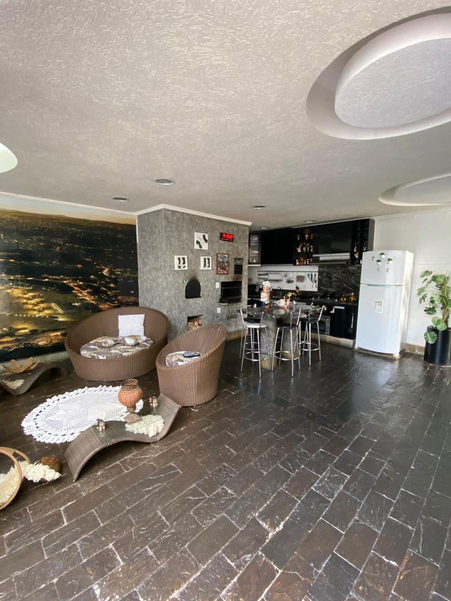 Casa, Europa, 4 Quartos, 4 Vagas, 3 Suítes