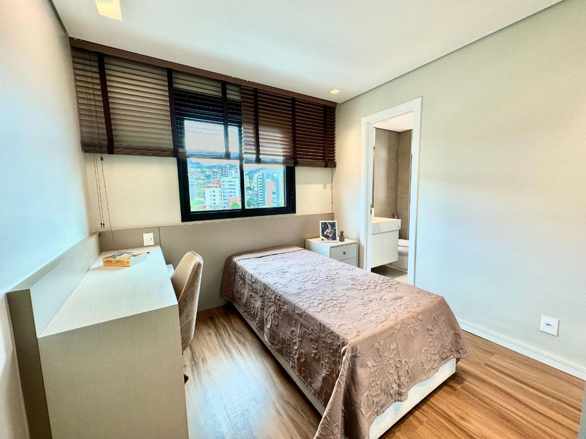 Apartamento, Serra, 4 Quartos, 4 Vagas, 2 Suítes