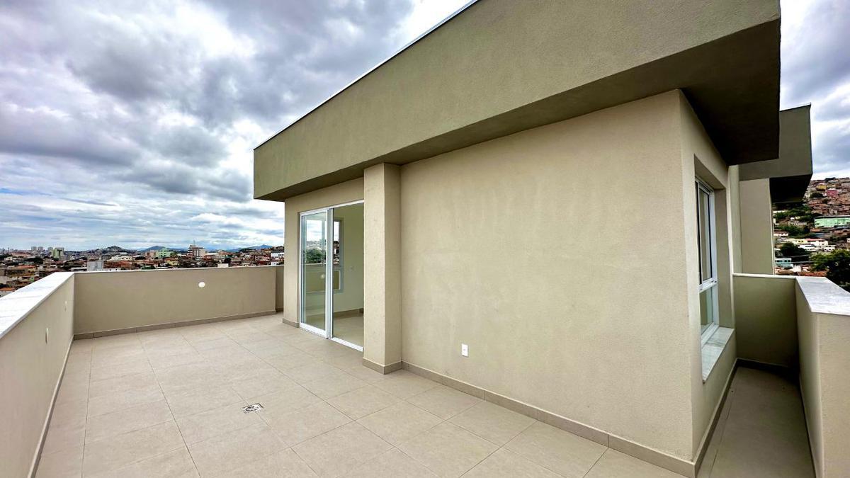 Cobertura, Santa Efigênia, 2 Quartos, 1 Vaga, 1 Suíte