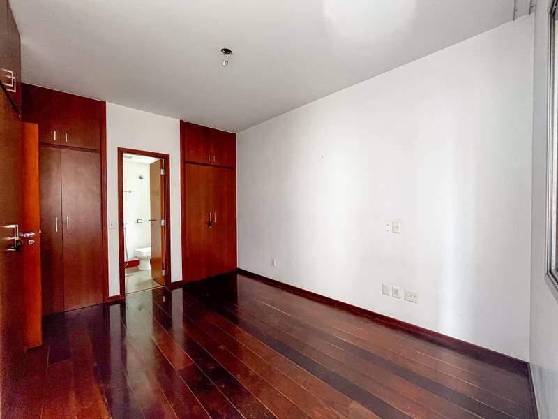 Apartamento, Santo Agostinho, 4 Quartos, 2 Vagas, 1 Suíte