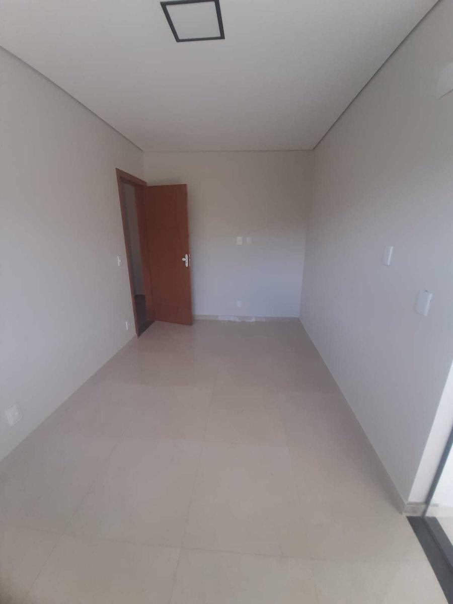 Casa, Liberdade, 3 Quartos, 2 Vagas