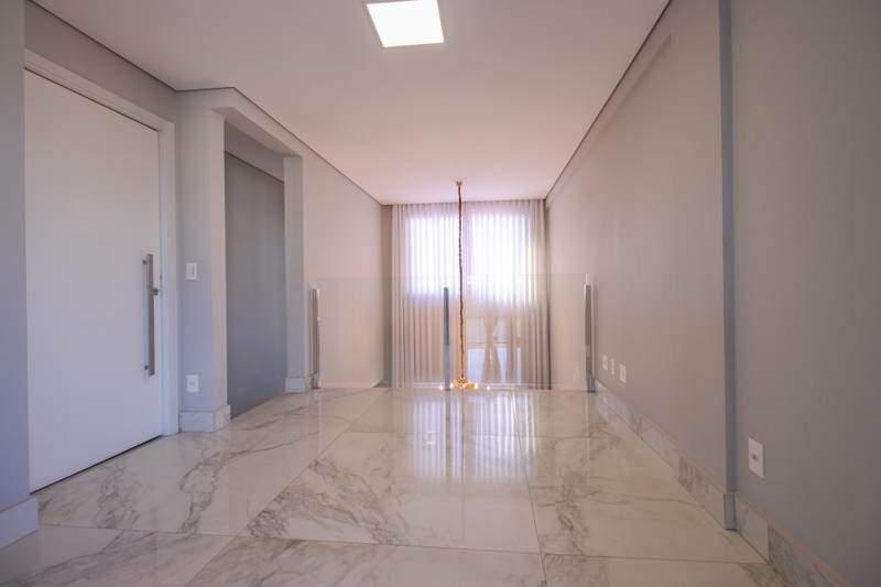 Cobertura, Sagrada Família, 3 Quartos, 4 Vagas, 2 Suítes