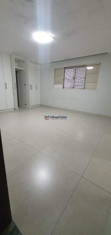 Casa, Santa Maria, 4 Quartos, 3 Vagas, 3 Suítes