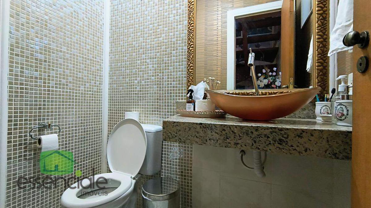 Casa, Novo Eldorado, 4 Quartos, 2 Vagas, 2 Suítes