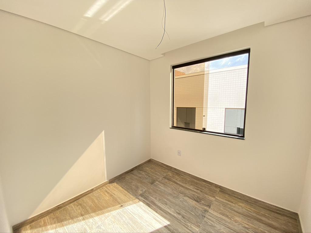 Apartamento, Caiçaras, 3 Quartos, 4 Vagas, 1 Suíte