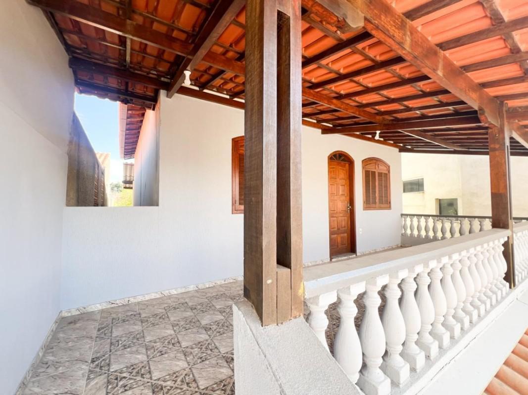 Casa, Vale das Amendoeiras, 2 Quartos, 1 Vaga