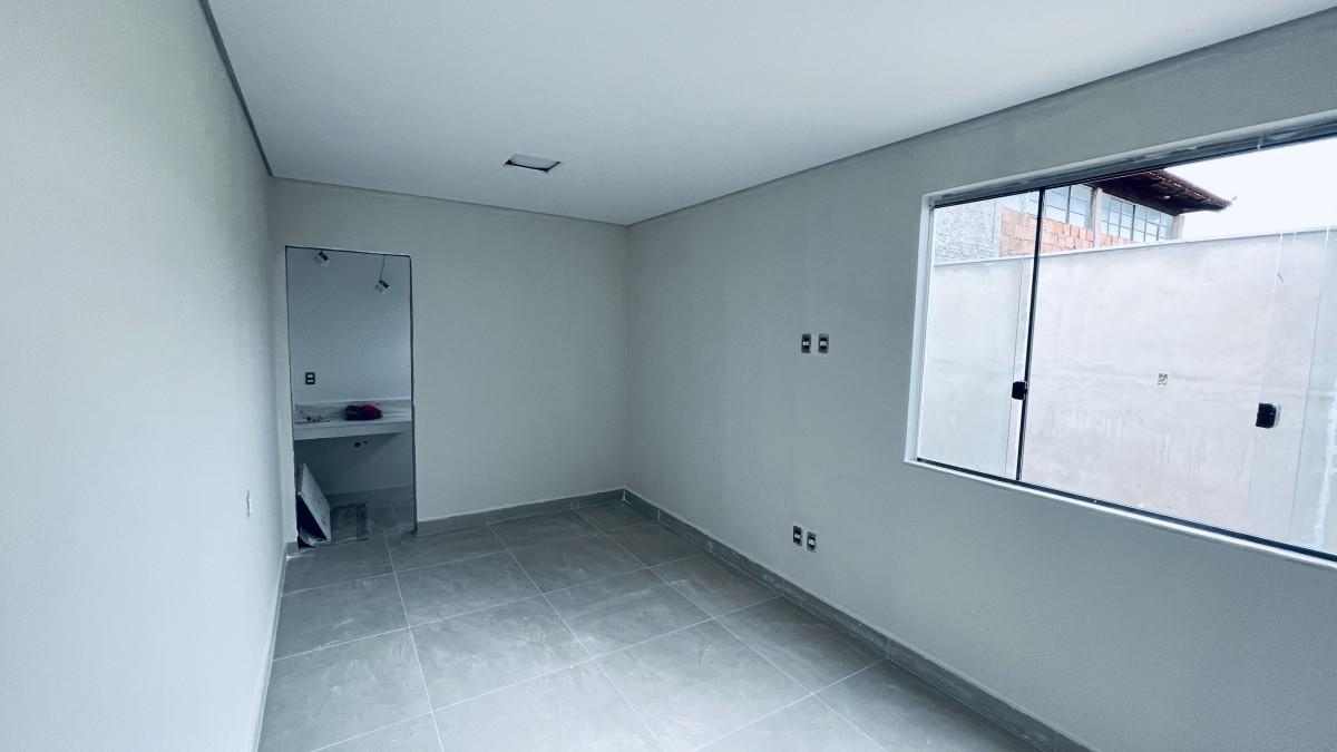 Casa, Alípio de Melo, 3 Quartos, 4 Vagas, 2 Suítes