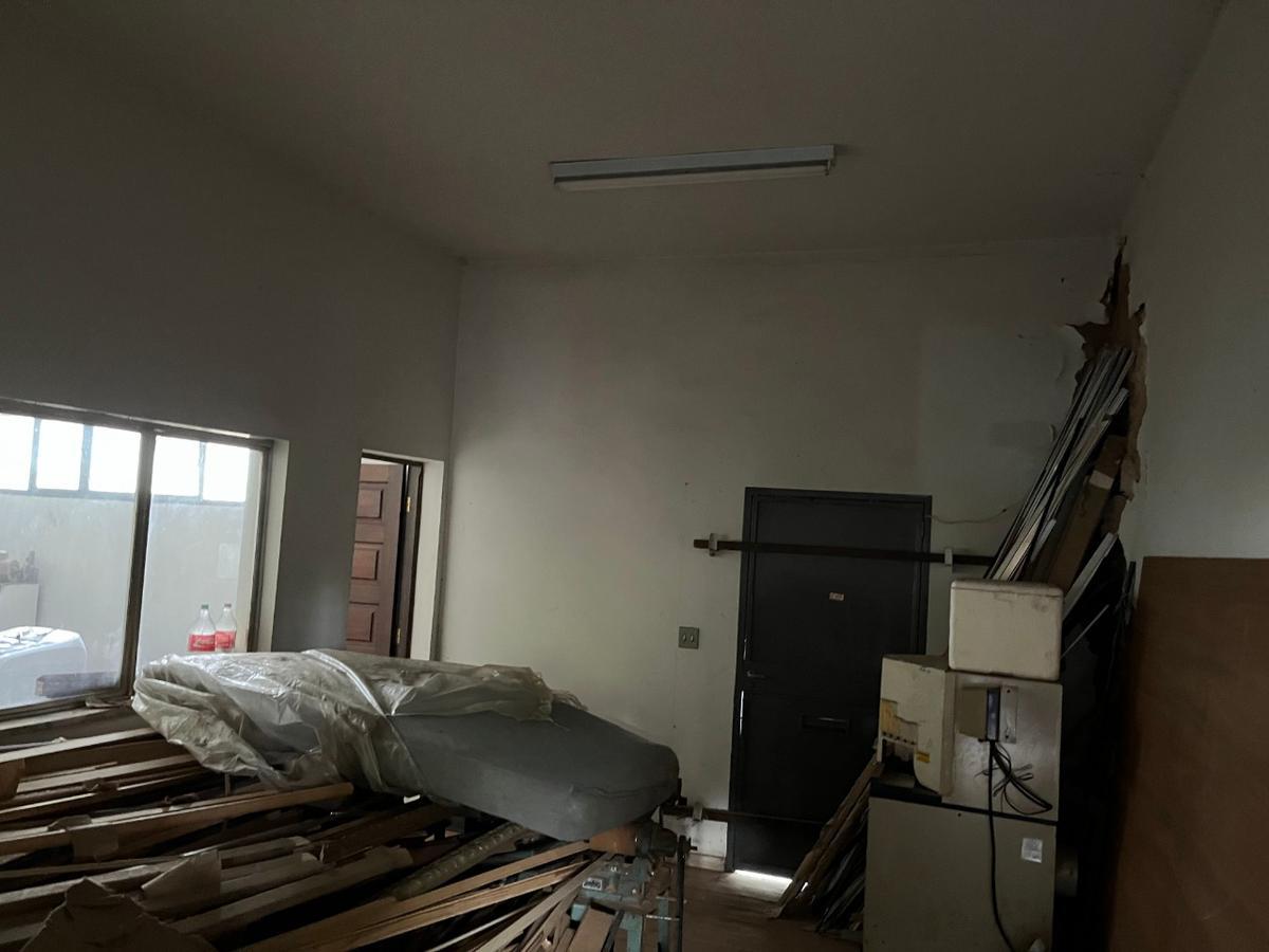 Galpão, São Francisco, 1 Quarto, 6 Vagas