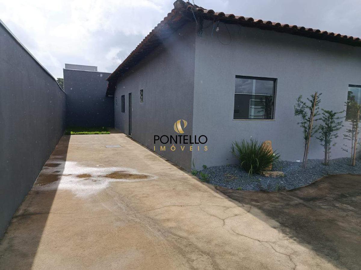 Casa, Manoa, 3 Quartos, 3 Vagas, 1 Suíte