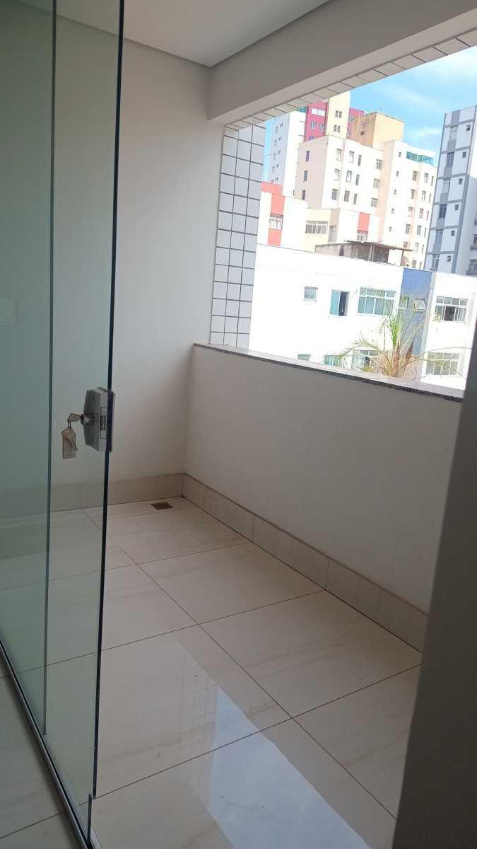 Apartamento, Sagrada Família, 3 Quartos, 2 Vagas, 1 Suíte