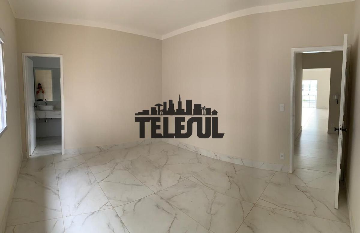 Casa, Santa Luiza, 3 Quartos, 4 Vagas, 2 Suítes