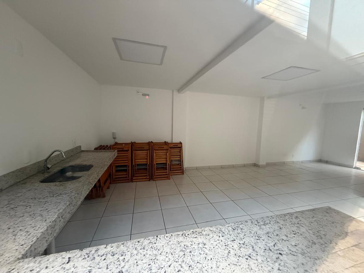Apartamento, Santa Cruz, 2 Quartos, 1 Vaga