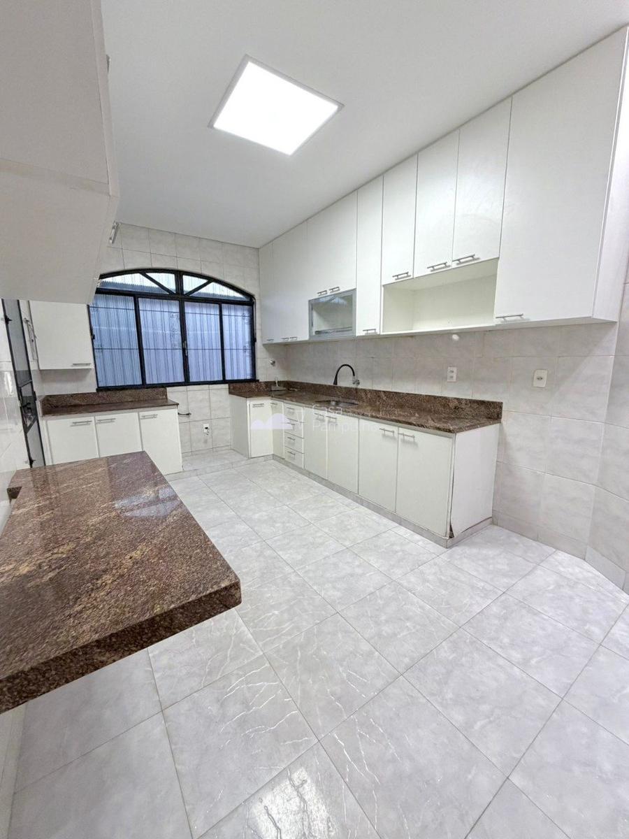 Casa, Heliópolis, 4 Quartos, 4 Vagas, 4 Suítes