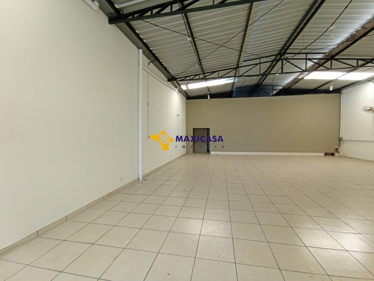 Galpão, Céu Azul, 0 Quarto, 0 Vaga