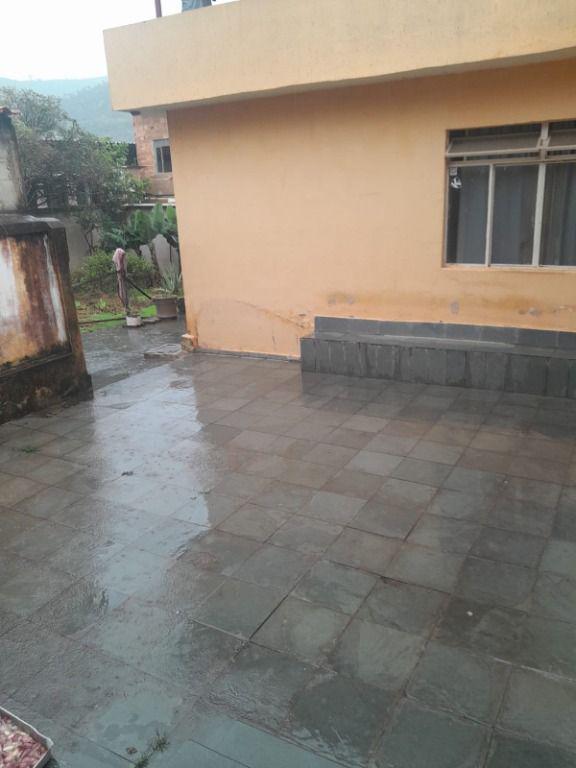 Casa, Padre Chiquinho, 4 Quartos, 5 Vagas