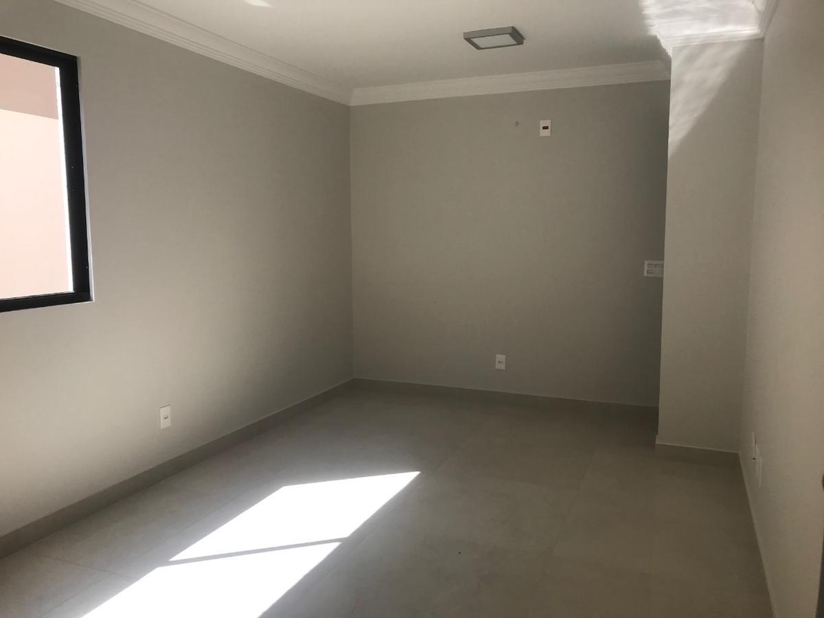 Apartamento, Floresta, 3 Quartos, 2 Vagas, 1 Suíte
