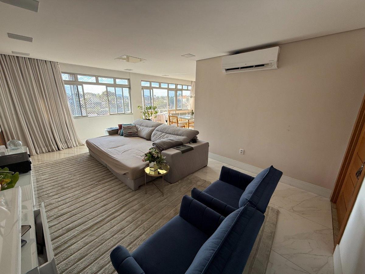 Apartamento, São José, 4 Quartos, 2 Vagas, 1 Suíte