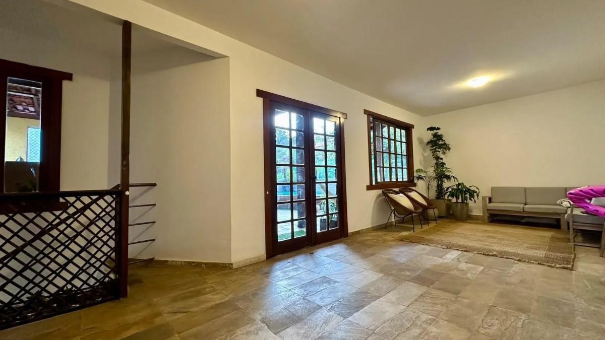 Cobertura, Luxemburgo, 4 Quartos, 2 Vagas, 1 Suíte