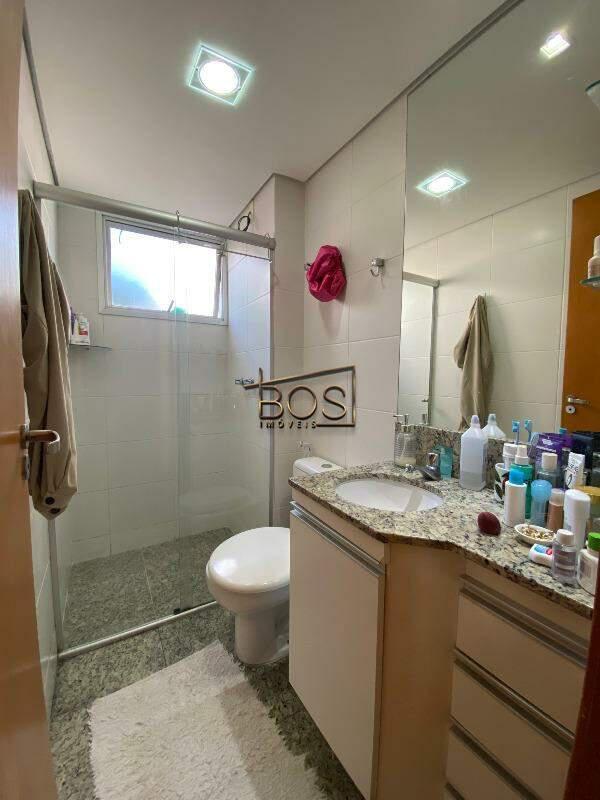 Apartamento, Serra, 2 Quartos, 3 Vagas, 1 Suíte