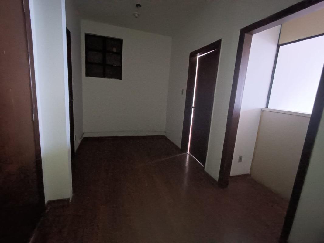 Sala, Centro, 0 Quarto, 0 Vaga