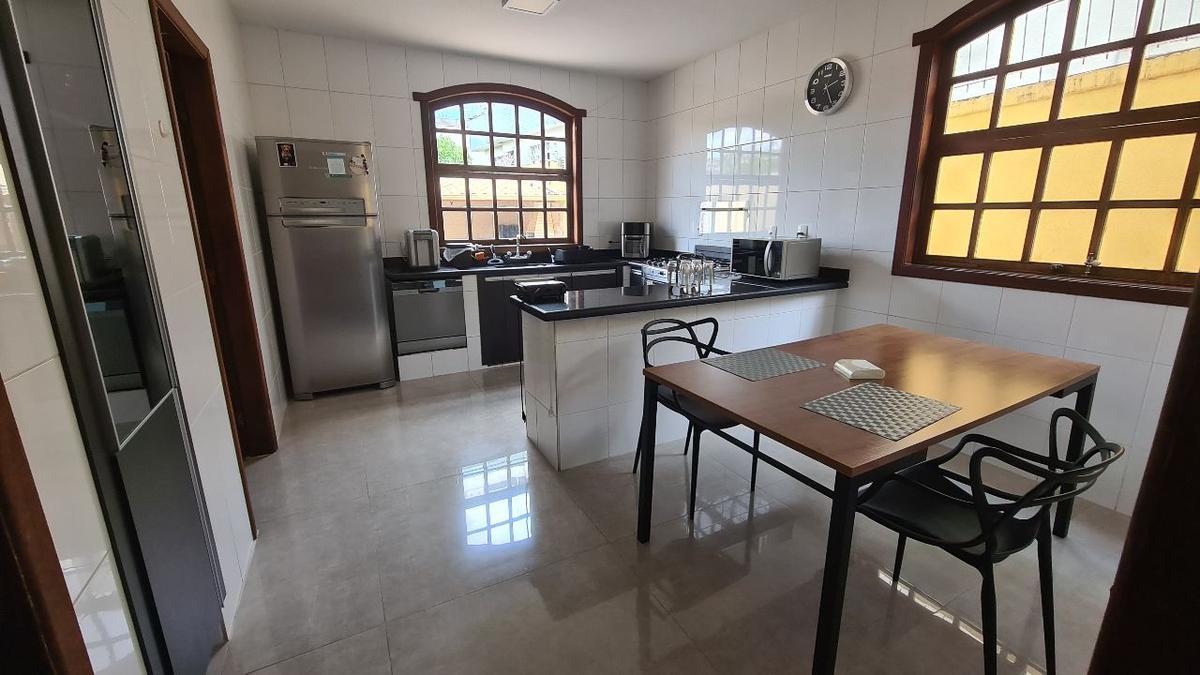 Casa, Palmares, 4 Quartos, 4 Vagas, 2 Suítes