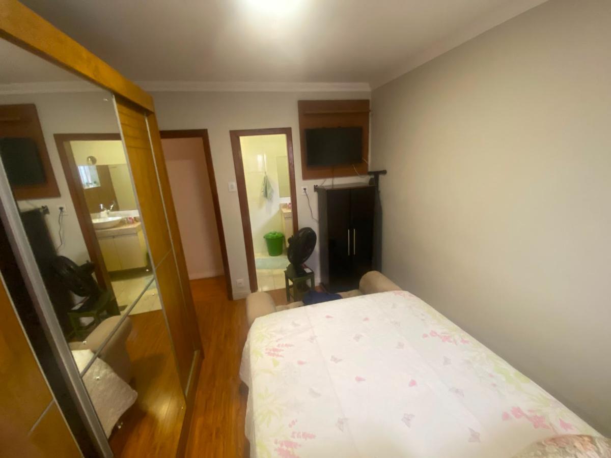 Casa, Jardim Leblon, 3 Quartos, 8 Vagas, 1 Suíte