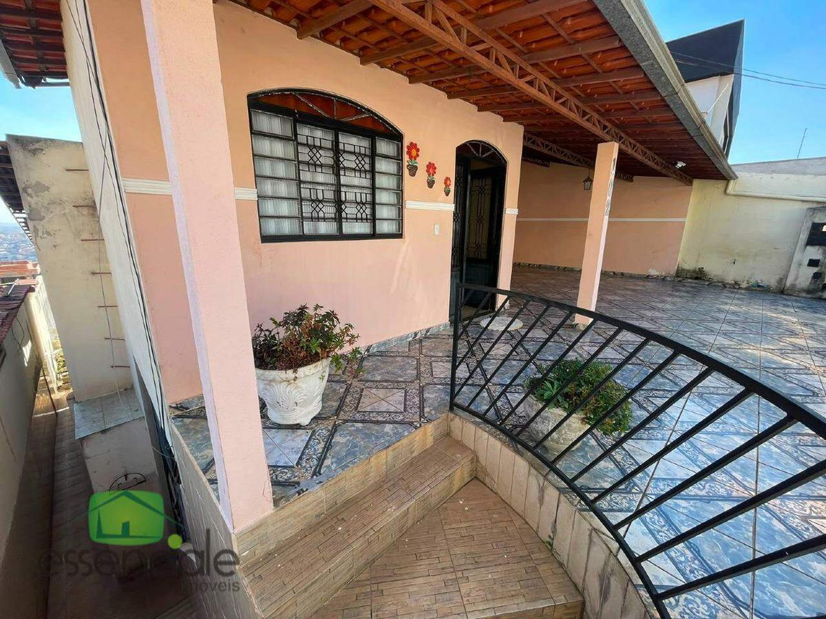 Casa, Santa Helena, 3 Quartos, 4 Vagas